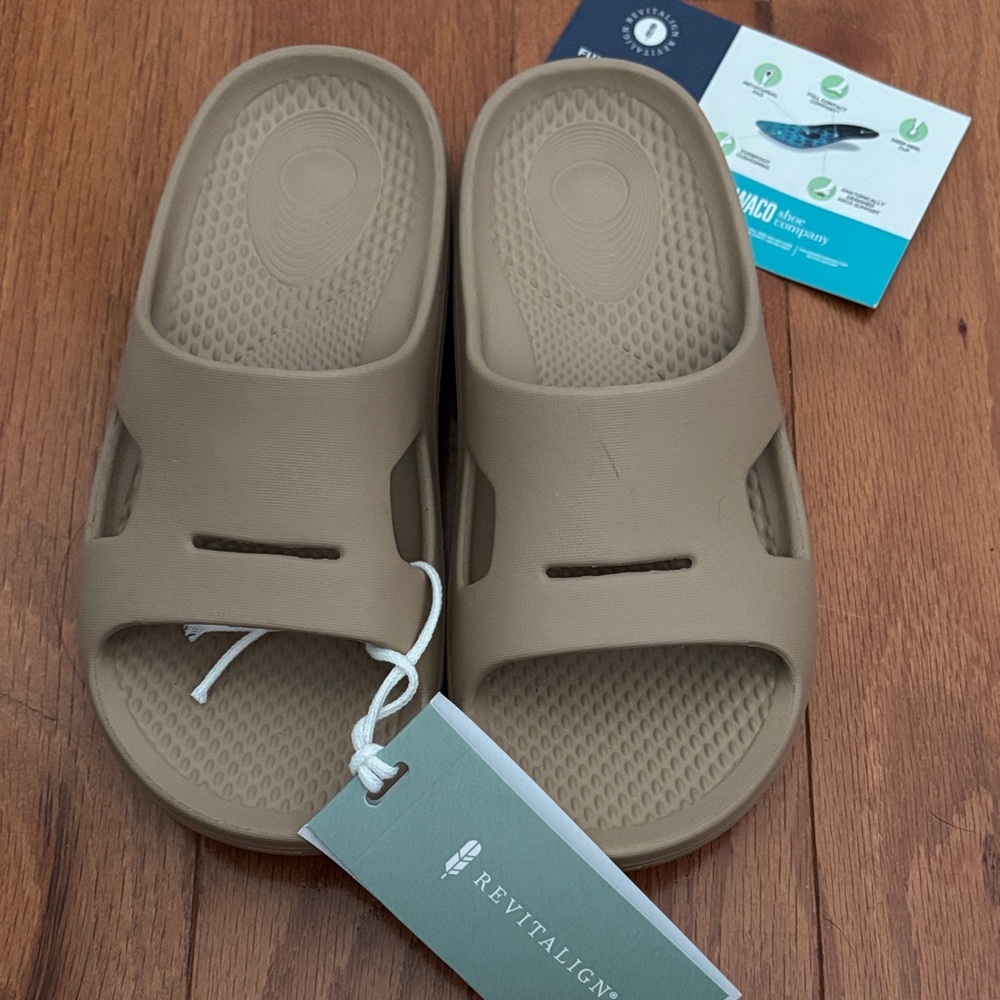 Revitalign Beige Comfort Slides